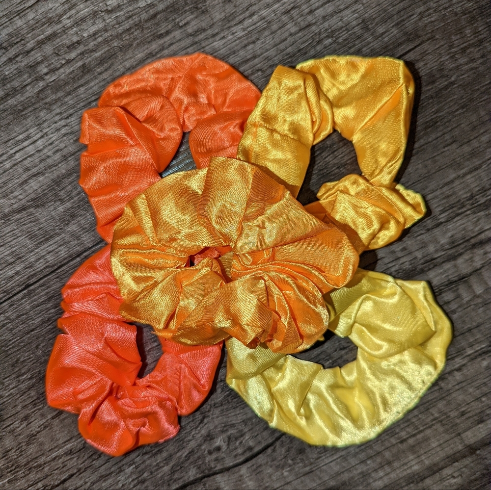 Sunburst Scrunchie Set!